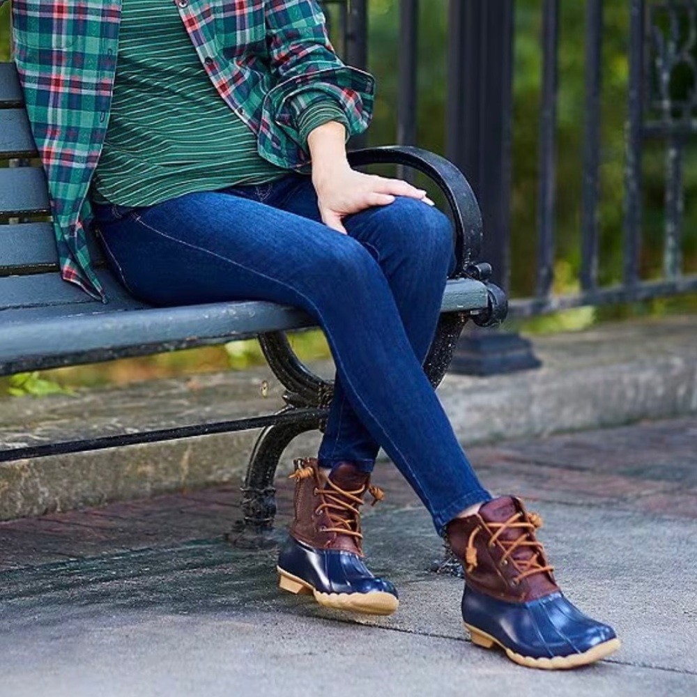 Sperry Navy Blue and Brown Duck Boots, Women’s size 6